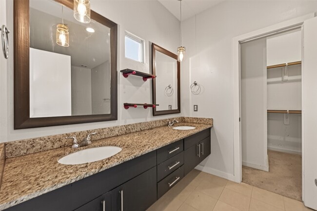 property at 1112 Columbus St