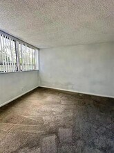 1720 N Congress Ave, Unit 2110 in West Palm Beach, FL - Building Photo - Building Photo