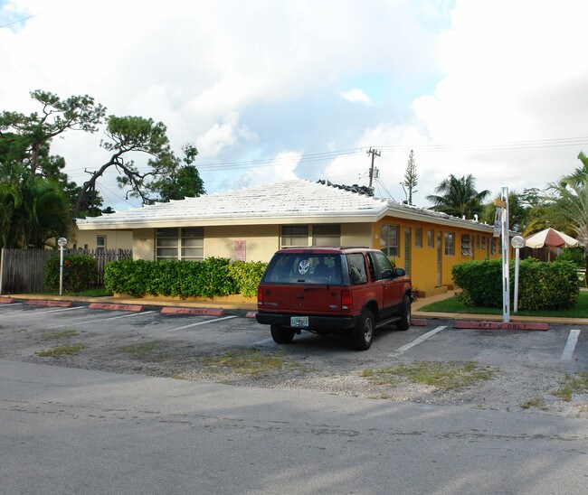 1129-1133 NE 16th Ave in Fort Lauderdale, FL - Building Photo - Building Photo