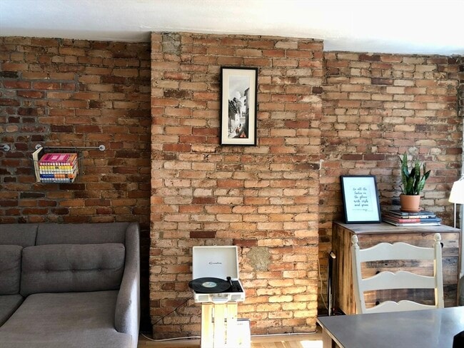 37 Lawrence St in Boston, MA - Building Photo - Building Photo