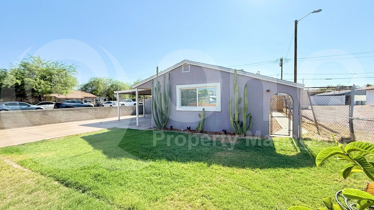4448 S 3rd St in Phoenix, AZ - Building Photo