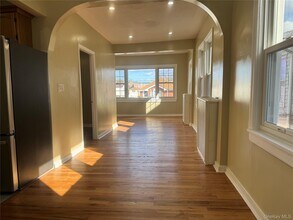 107-12 164th St in Queens, NY - Building Photo - Building Photo