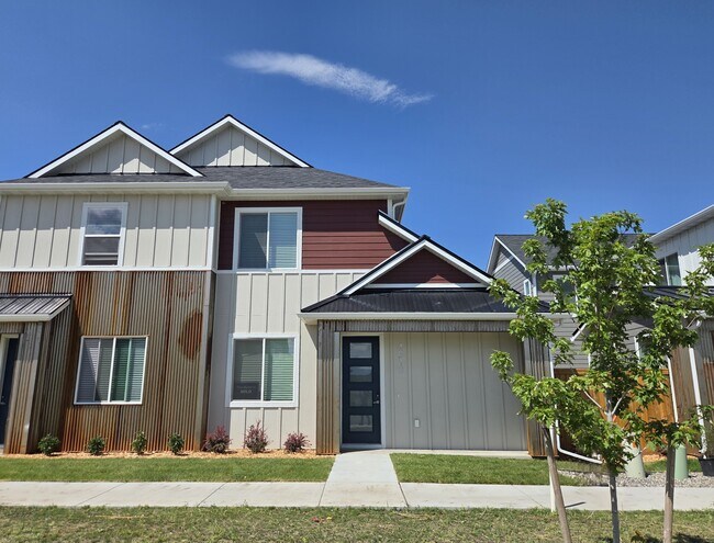 property at 4819 Harvest Pkwy