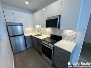 121 Jersey St in Boston, MA - Building Photo - Building Photo