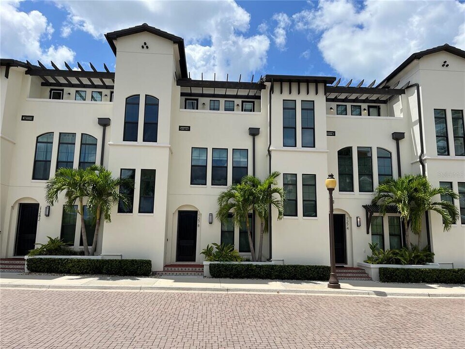 1278 May Ln in Sarasota, FL - Building Photo