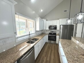107 Grove Hill Dr in Oxford, MS - Building Photo - Building Photo
