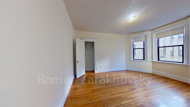 1152 Commonwealth Ave, Unit 45 in Boston, MA - Foto de edificio - Building Photo