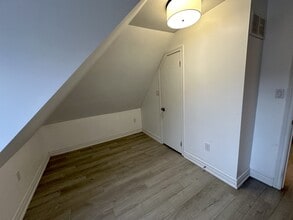 1267 King St W in Toronto, ON - Building Photo - Building Photo