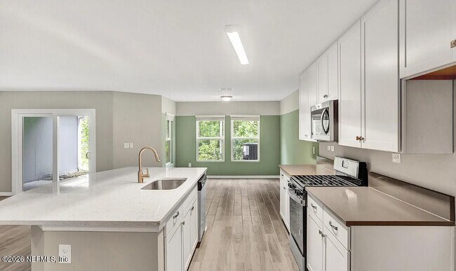 2651 Firethorn Ave in Orange Park, FL - Building Photo - Building Photo