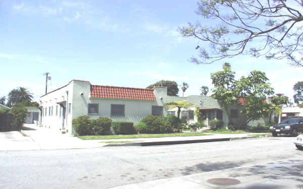 617 Crestmoore Pl in Venice, CA - Foto de edificio - Building Photo