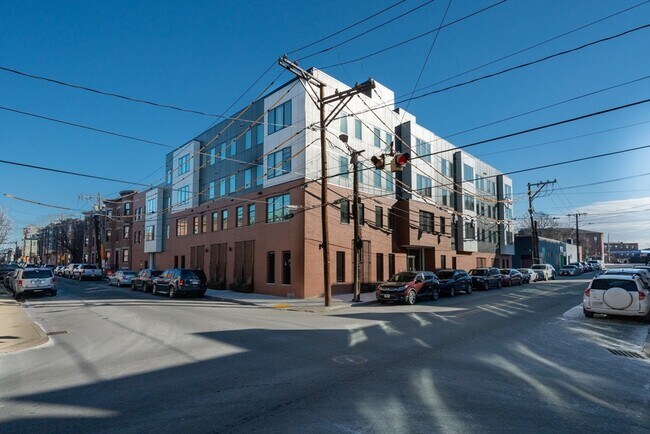 26 2nd St, Unit #403 in Chelsea, MA - Building Photo - Building Photo