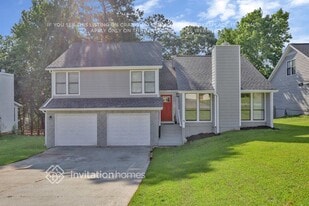 1194 Realm Ln in Lawrenceville, GA - Building Photo