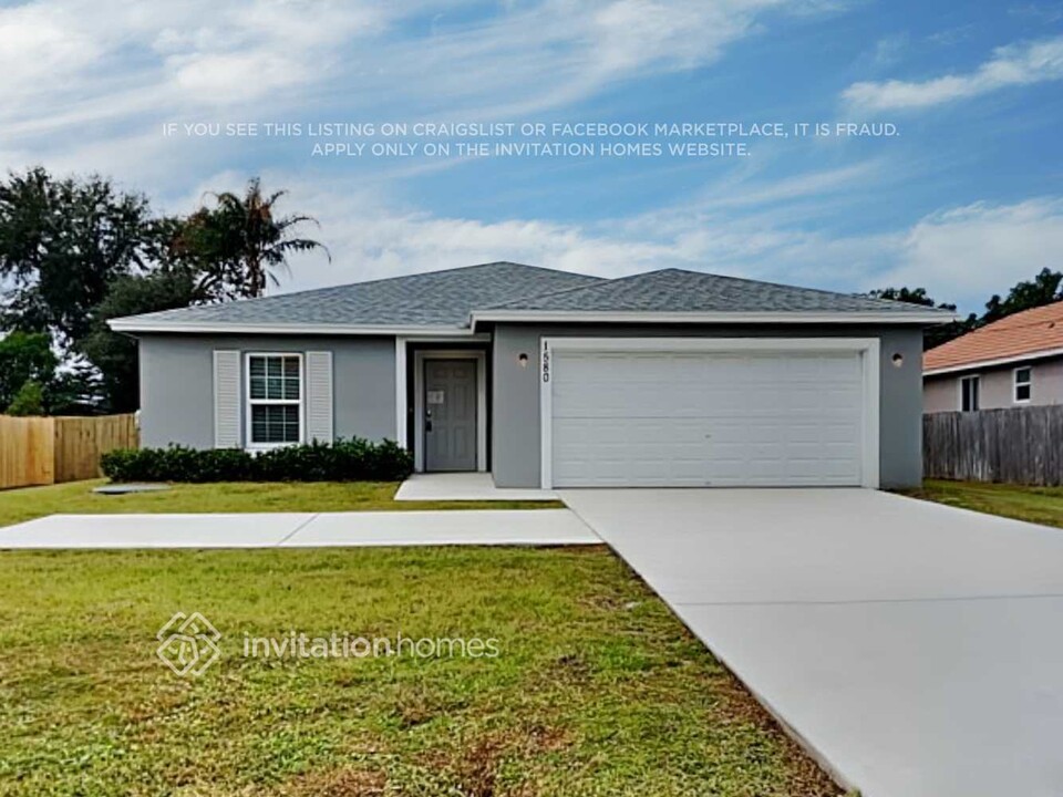 1580 SW California Blvd in Port St. Lucie, FL - Building Photo