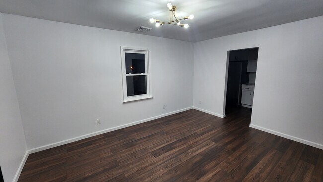 7 Edgewood Ter in South Bound Brook, NJ - Foto de edificio - Building Photo