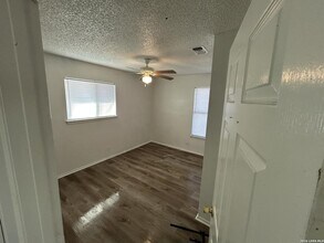 219 Baldwin Blvd in San Antonio, TX - Building Photo - Building Photo