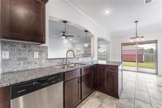 4511 W Wales Dr in Fayetteville, AR - Building Photo - Building Photo