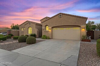 10226 E Lakeview Ave in Mesa, AZ - Building Photo - Building Photo
