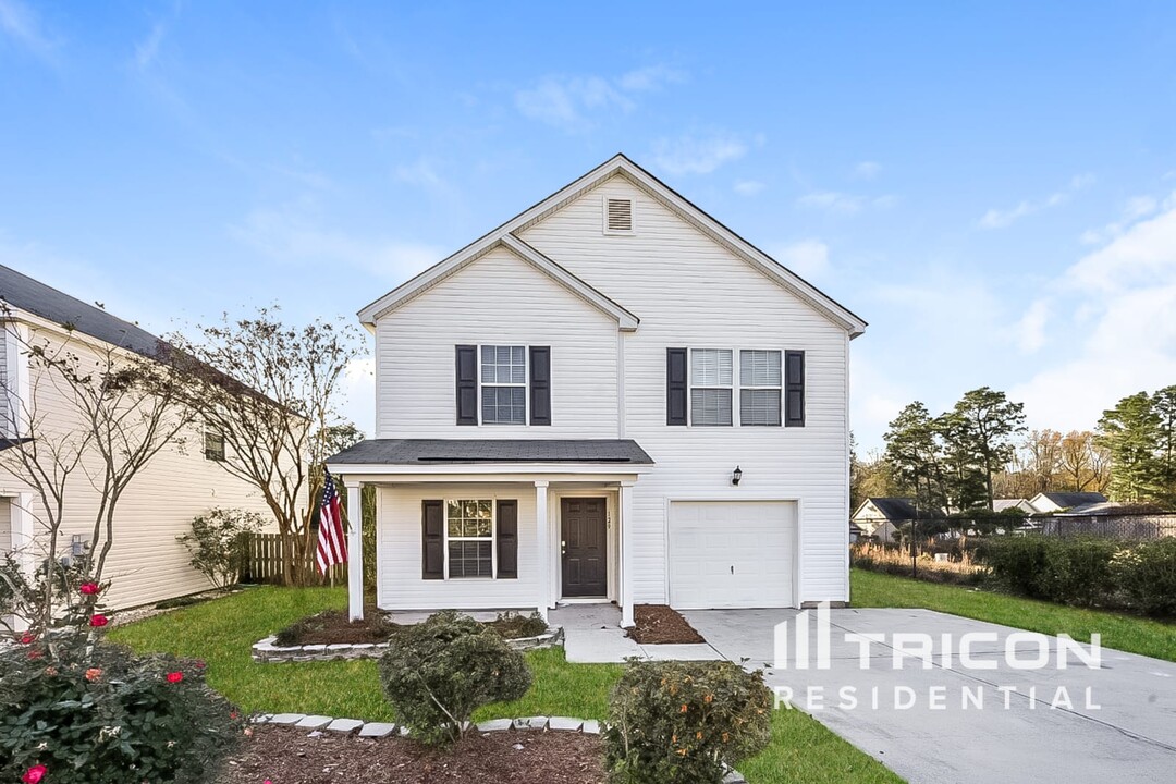 129 Wigmore Ln in Lexington, SC - Foto de edificio