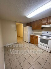 185 Shoemaker Ct in Athens, GA - Building Photo - Building Photo