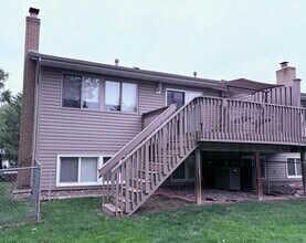4551 Scott Trl in Eagan, MN - Foto de edificio - Building Photo