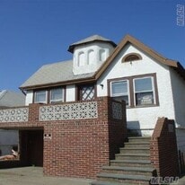27 Illinois Ave in Long Beach, NY - Building Photo