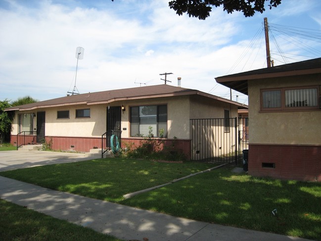 14759 Betty Jean Ave in Bellflower, CA - Building Photo - Building Photo