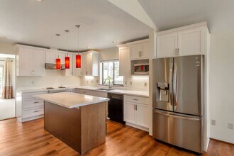 2615 NW 86th St in Seattle, WA - Building Photo - Building Photo