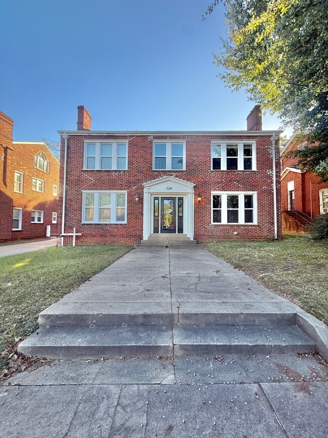 524 S Fannin Ave, Unit 2 in Tyler, TX - Foto de edificio - Building Photo