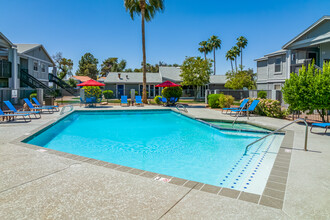 Presidio North Apartments in Phoenix, AZ - Building Photo - Building Photo