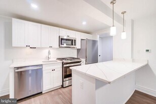 3625 16th St NW in Washington, DC - Building Photo