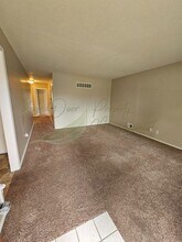 1406 SW Sunset St in Blue Springs, MO - Building Photo - Building Photo