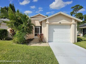391 Cypress Point Dr in Melbourne, FL - Building Photo