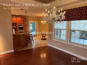 195 Titus Drive in Penn Laird, VA - Building Photo - Building Photo