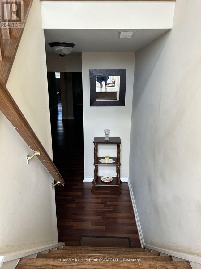 66 Button Rd in Vaughan, ON - Building Photo - Building Photo