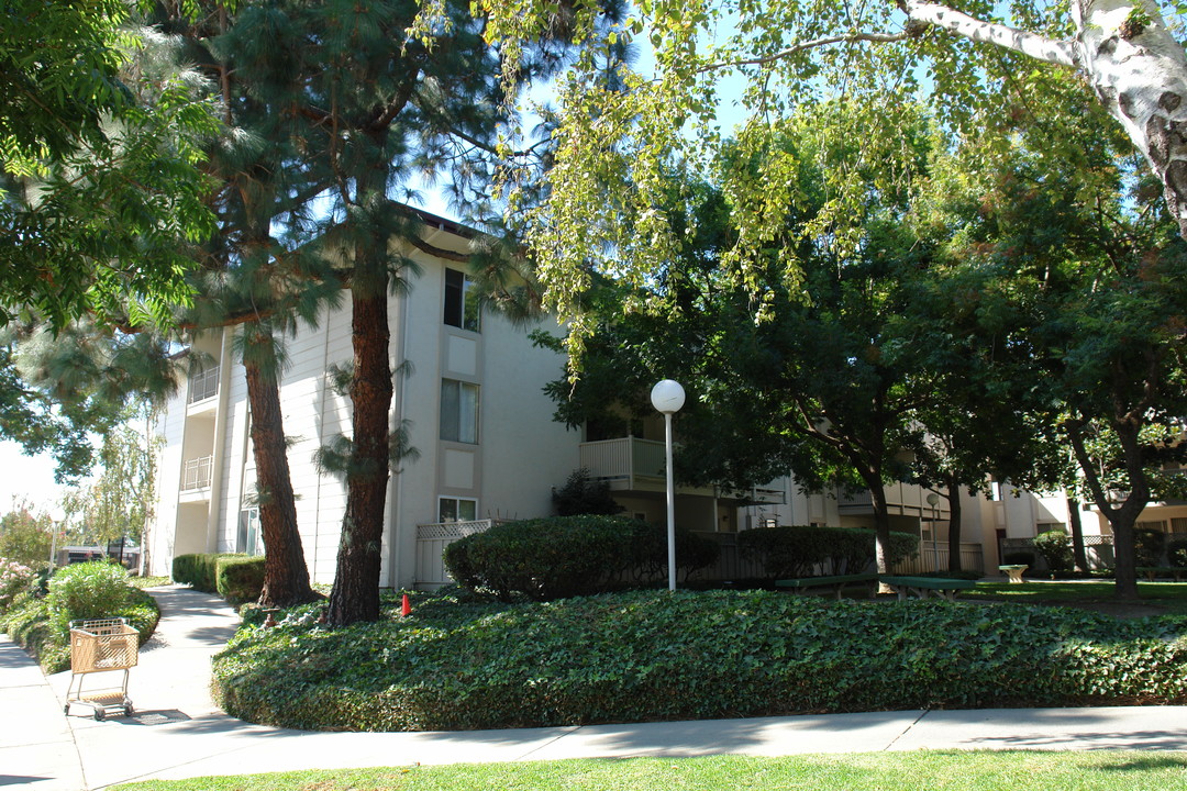 38500-Bld 5 Paseo Padre Pky in Fremont, CA - Building Photo