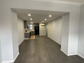 2806 Mermaid Ave in Brooklyn, NY - Building Photo - Building Photo