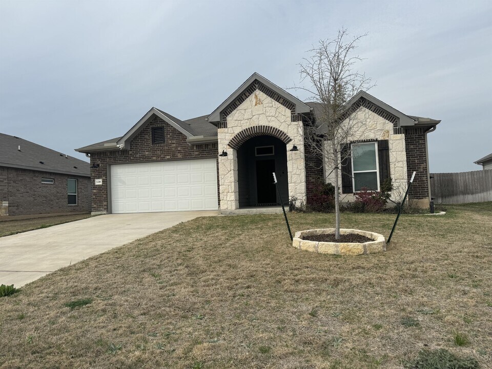 1216 Bending Br Wy in Temple, TX - Building Photo