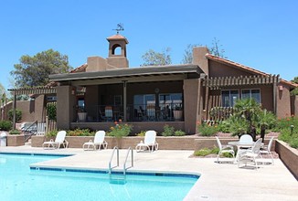 Altamira Apartments in Tucson, AZ - Foto de edificio - Building Photo