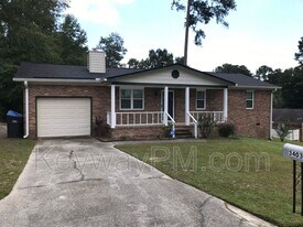 3403 Pine Hill Rd in Hephzibah, GA - Building Photo