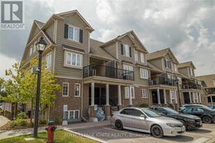 15 Carere Crescent in Guelph, ON - Building Photo