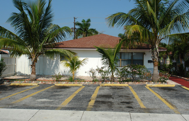 1117-1123 N J St in Lake Worth, FL - Building Photo - Building Photo