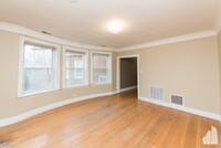 4923 N Hermitage Ave, Unit 4923-1 in Chicago, IL - Building Photo - Building Photo