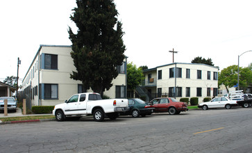 Elm 1357 in Long Beach, CA - Building Photo - Building Photo