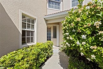 3310 Twilight Ln in Naples, FL - Building Photo - Building Photo