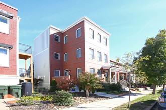 1804 Independence Ave SE in Washington, DC - Building Photo - Building Photo