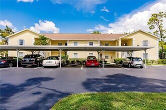 2750 Kings Lake Blvd in Naples, FL - Building Photo - Building Photo