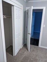 2400 Vine St in West Des Moines, IA - Building Photo - Building Photo