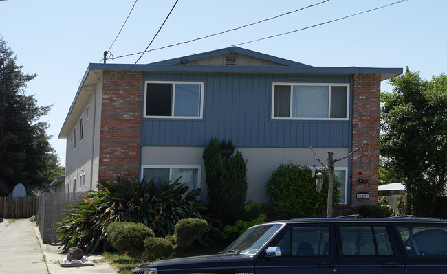 627 Sunset Blvd in Hayward, CA - Building Photo - Building Photo