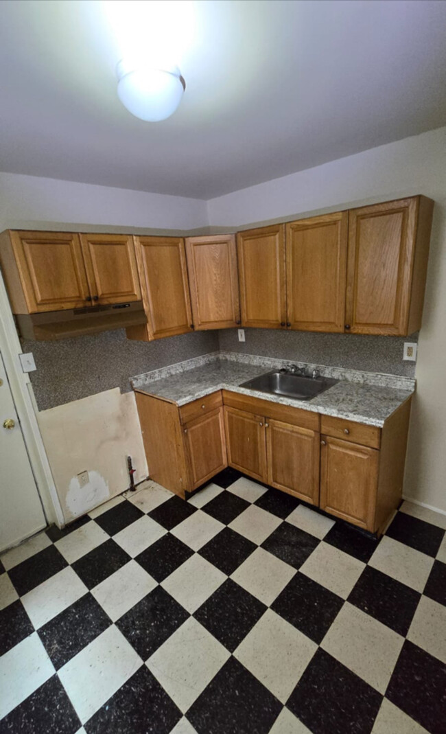 19 S Bonsall St in Philadelphia, PA - Foto de edificio - Building Photo