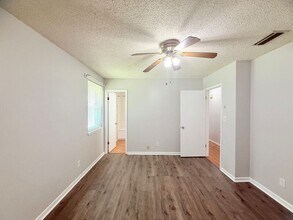 4904 Andrea Ln in Pace, FL - Building Photo - Building Photo